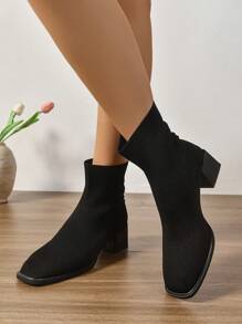 Fall/Winter 2025 Women's Lace-Up Pointed Toe Mid-Calf Boots - Black - View 3