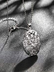 Collar con colgante locket ovalado hueco de acero inoxidable creativo DIY para mujeres, collar con colgante ovalado hueco vintage con diseño floral