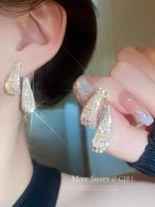 1pc Luxury Moissanite Crossover Teardrop Hoop Earrings, Versatile Jewelry For Women's Daily Wear