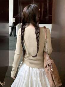 RUIWY Women's Sweet Bowknot Designed Colorblock Long Sleeved Slim Fitted Sweater Round Neck Pullover Top For Autumn