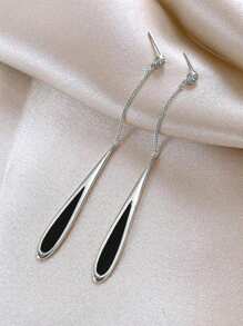 1 paire de boucles d'oreilles à franges noirs de style européen et américain, accessoire de fête à la mode et luxueux pour les bijoux élégants des femmes