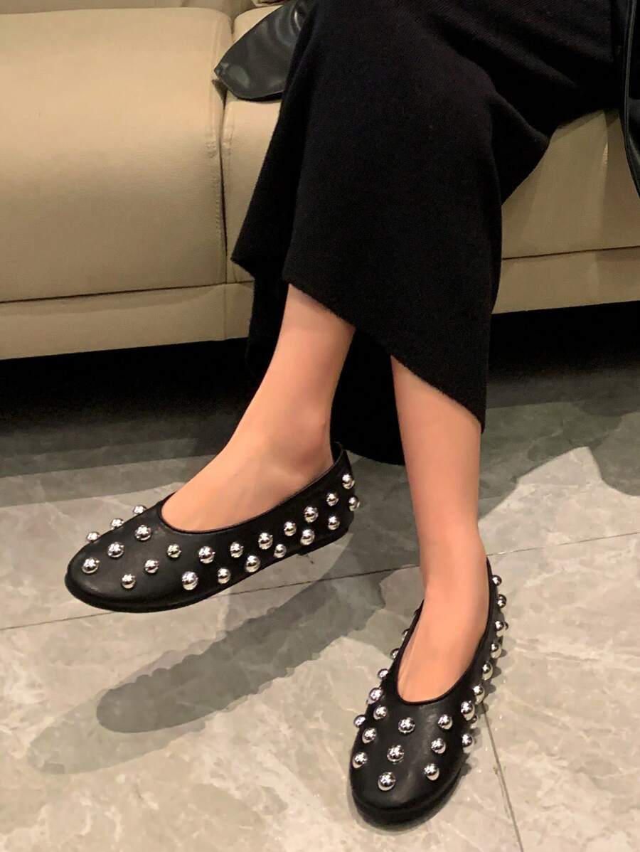 Women's Solid Bright Color Beaded Decor Fashion Flat Shoes, Round Toe Casual Daily Shoes - Black - View 1