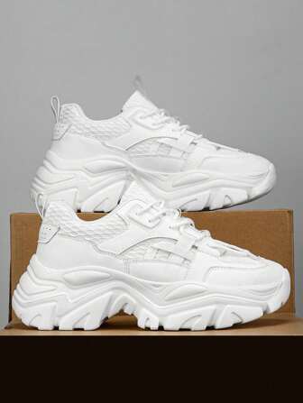 Plus Size Men's Lace Up Outdoor Thick Sole Non-Slip Durable Fashion Casual Sneakers