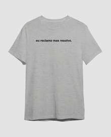 Funny Phrases T-Shirt I Complain But I Solve It Minimalist T-Shirt - Grey - View 3