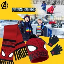Marvel Winter Accessories Set Cosy School Travel Gift - one-size - View 4