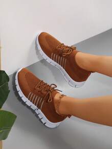 Sapatos casuais respiráveis de malha plus size femininos, tênis de corrida leves e macios, tênis esportivos sem cadarço