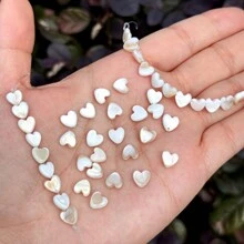 20 件天然白色贝壳心形珠子，6 毫米尺寸，用于制作耳环项链、DIY 珠宝工艺用品 - 米色 - 查看 1