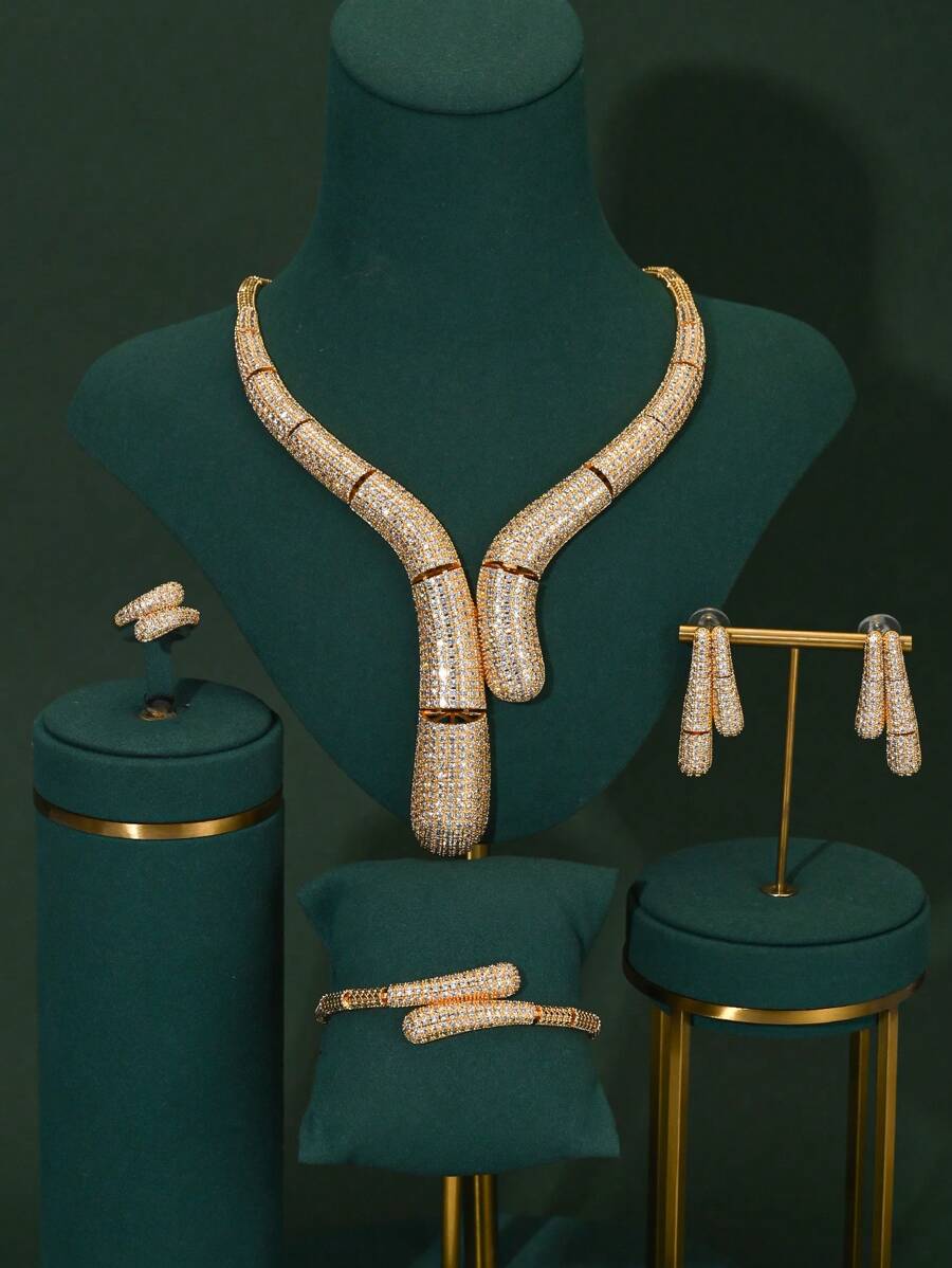 4 件夸张奢华阿拉伯迪拜闪亮锆石新娘首饰套装，中东沙特阿拉伯女性婚礼配饰。材质：铜镀金，镶嵌锆石。包括项链、耳环、戒指、手链。适合女性婚宴。 - 金色 - 查看 1