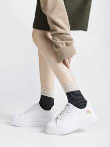 Alan Vincent White Shoes For Women 2025 New Casual And Versatile Women's White Shoes Ladies Flat Sneakers With Gold Rose Embroidery And Comfortable Pair With Various Pants And Jeans Lightweight, Wear-Resistant And Non-Slip - White - View 10