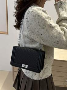 女士斜挎包 皮革绗缝单肩包 配链条肩带 时尚手拿包 女士晚宴包