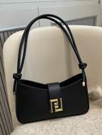 حقائب وأمتعة