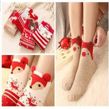 4 Pairs Festive Red Christmas Socks, Cartoon 3D Design Mid-Calf Socks For Women, Suitable For Chinese New Year, Autumn/Winter Home Decor Christmas Decorations Room Decor