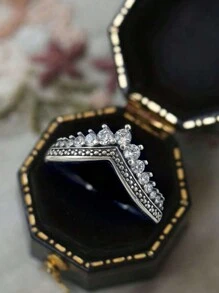 1 st. 925 sterling zilveren strass omringd door vierkante strass ring voor vrouwen klassieke heldere sprankelende kroon ring zilveren ring voor vrouwen voor meisjes, vintage en vingeraccessoire voor cadeau sieraden