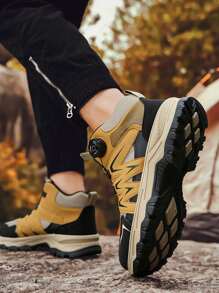 Men's Lightweight, Shock-Absorbing, Breathable Mesh Outdoor Sport Shoes Suitable For Professional Hiking - Yellow - View 2