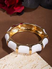 1pc Fashion Personalized Feeling White Dripping Oil Elastic Bangle, Suitable For Daily Wear, Party Gifts