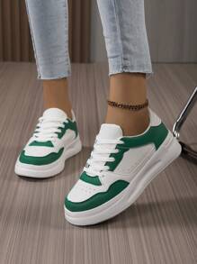 Nuove scarpe sportive casual con lacci verdi da donna, con punta rotonda, basse e traspiranti, stile campus, sneaker sportive di moda, leggere e versatili