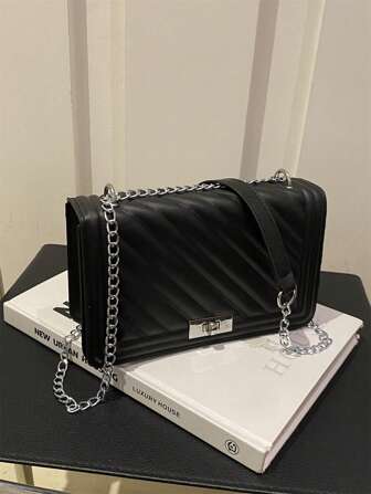 女士斜挎包 皮革绗缝单肩包 配链条肩带 时尚手拿包 女士晚宴包