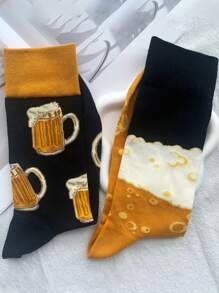 1 Pair Men's Versatile Comfortable Beer AB Design Mid Calf Socks - Multicolor - View 3