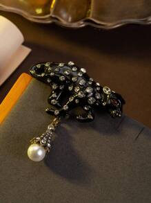 1pc Vintage Style Black Enamel Cheetah Running Brooch, Suitable For Women's Holiday Wear, Best Friend Gifts, Thanksgiving Earrings, Chunky Jewelry
