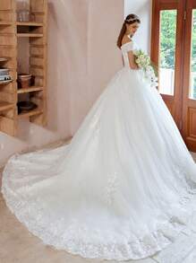 Robe de mariée Empire à l'épaule dénudée avec appliqués perlés élégants (jupon non inclus), robe de mariée pour la mariée