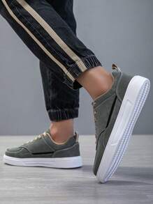 2025 New Men's Sports Shoes Men's Fashion Handsome Casual Shoes Lace Up Men's Shoes Skateboarding Shoes Men's Board Shoes Personalized Street Men's Shoes