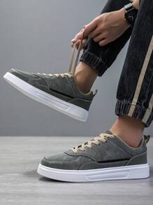 2025 New Men's Sports Shoes Men's Fashion Handsome Casual Shoes Lace Up Men's Shoes Skateboarding Shoes Men's Board Shoes Personalized Street Men's Shoes