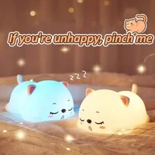 1 pieza Luz nocturna linda de gato, lámpara LED de diseño de gato de dibujos animados con control táctil, juguete antiestrés de tacto suave, ideal para decoración del hogar y regalo de cumpleaños, funciona con pilas
