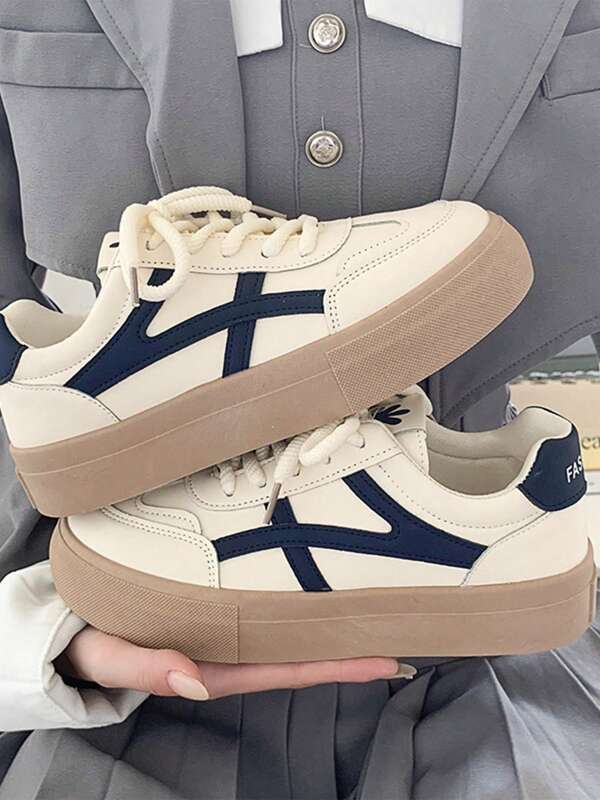 Zapatillas de deporte de moda versátiles para, zapatillas de deporte casuales, zapatos retro de estudiante blancos transpirables de suela gruesa, zapatos planos para correr para mujer