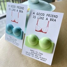10/5/1pc Inspiring Encouragement Card: Good Friends Are Like Bras - Perfect For New Year's, Carnival, Thanksgiving, Graduation, Christmas, Halloween, And Any Occasion - Resin Hug Card - Hot Pink - View 6