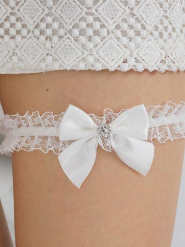 1 Stück Brautstrumpfband in Große Größen, elastisch mit Spitzen- und Schmetterlingsdekoration als Hochzeitsaccessoire für Valentinstag