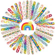 36 piezas Pulseras tipo snapbracelets de colores del arcoíris, 12 diseños diferentes con tema arcoíris, regalos de intercambio del Día de San Valentín, suministros de decoración para relleno de cajas de regalo y fiestas de cumpleaños