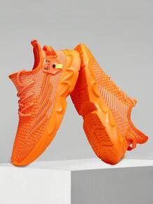 Baskets hommes Chaussures de course sur route à lame antidérapante, maille respirante. Chaussures de sport légères pour la gym, l'entraînement et la marche. mode jeune, style basket street. Couleur orange