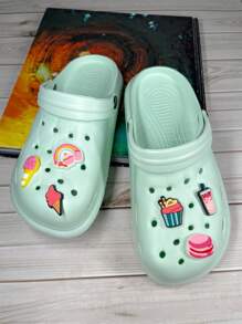 Sandalias de mujer talla grande, nuevas de moda para verano 2025, con un diseño ligero y patrones de hamburguesa y helado de dibujos animados desmontables, zuecos de jardín transpirables, chanclas de playa ajustables (el talle corre pequeño, por favor pida 1 o 2 tallas talla grande)