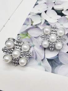 2PCS Rhinestone Crown Shoe Lace Charms ABS Bling Buckles Decorations DIY Cute Purse Shoelace Clips Accessories Decor Ornaments Fit Women Lady Sneakers Boots Xmas Halloween Birthday Party Gifts (Shoes Not Included)