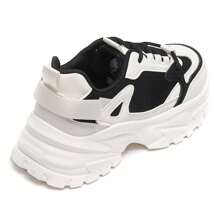 Two-Tone Lace-Up Flat Sneakers - Black - View 4