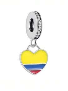 1pc Fashion Blue & White Greece Flag Heart Beaded Pendant, "Sun Of May" Blue & White Argentina Flag Pendant, Green Heart Yellow Rhombus Blue Armillary Sphere Brazil Flag Charm, Red White Blue USA Flag Pendant, Yellow Blue Red Colombia Pendant, Yellow Blue Red 5-Pointed Star Flag Charm, Red Blue White USA Flag & Map Pendant Gift, USA Flag & Eagle Pendant Gift