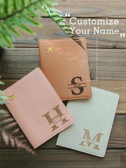 Takeoak 1 pieza Funda de pasaporte personalizada con nombre e inicial personalizada, funda de pasaporte de cuero con grabado láser elegante, billetera de pasaporte de cuero personalizada, estuche único para regalo de viaje para amigos, versátil para negocios/viajes/trabajo/oficina, útiles escolares, para adolescentes, estudiantes de secundaria, estudiantes universitarios, romántica, regalo de viaje para la familia, glamour de Año Nuevo