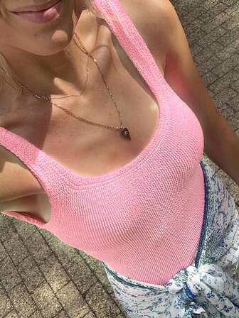 女士纯色褶皱连体泳衣，性感露背糖果色运动泳装夏季