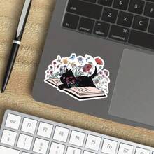 Schwarze Katze und Blumen 3 Zoll Vinyl Aufkleber, verspieltes buchiges Design, Geschenk für Buchliebhaber, süß und künstlerisch, perfekt für Laptops, Wasserflaschen, Handyhüllen, Notizbücher und mehr, wasserfest, leicht anzubringen