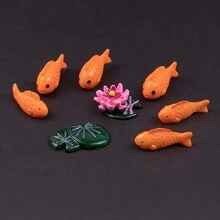 9 件迷你锦鲤池套装 - 树脂莲花装饰，适用于户外仙境花园、迷你池塘装饰海滩 DIY 彩色人造水生工艺品金鱼荷叶青蛙微型景观装饰