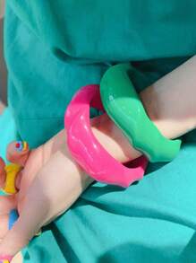 1 件玫瑰红或薄荷绿手链适合派对、咖啡厅和任何其他地方佩戴、圣诞节感恩节母亲节礼物女友生日礼物送给女朋友的时髦珠宝礼物、节日礼物、适合日常佩戴、情人节礼物、约会佩戴、日常购物佩戴、电影佩戴、适合男女最好的朋友礼物、蝴蝶结耳环、妈妈、情侣礼物、最好的朋友 - 彩色 - 查看 5