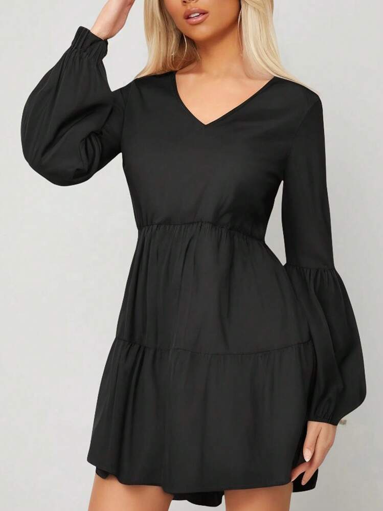 Women's V-Neck Puff Sleeve Short Dress - 黑色 - 查看 2