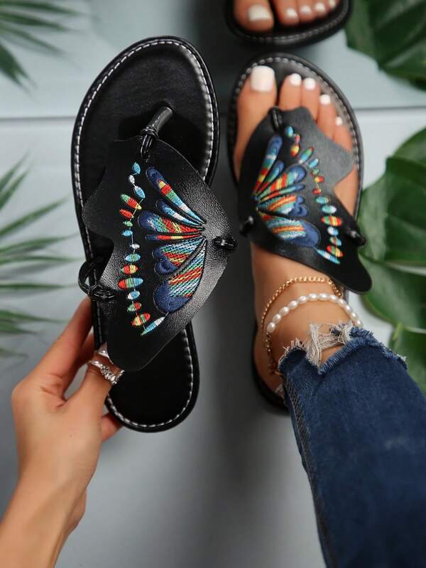 Women's Flat Fashionable Printed Butterfly Comfortable Slippers, & Versatile Beach Shoes For Women 2024