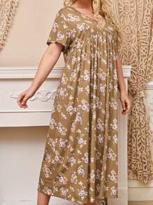 Camisola de Dormir Plus Size Feminina com Decote em V, Manga Curta, Floral Miúdo, Renda Europeia e Americana, Verão