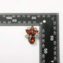 قطعة واحدة/مجموعة قطرات المياه متعددة الألوان من الزجاج المصنوعة يدويًا لديكور الملابس والقبعات والحقائب والحقائب والملصقات الزخرفية التي تُلصق على الملابس القماشية، ملحقات الشعر مصنوعة من القماش غير المنسوج مزينة بقطع الماس على شكل قطرات ماء