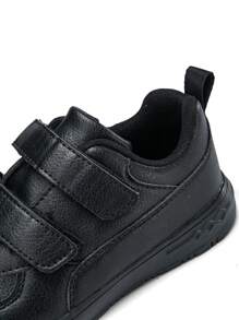 1 双儿童休闲 PU 皮革运动鞋，时尚百搭系带运动鞋，适合年龄较大的幼儿和青少年 - 黑色 - 查看 7