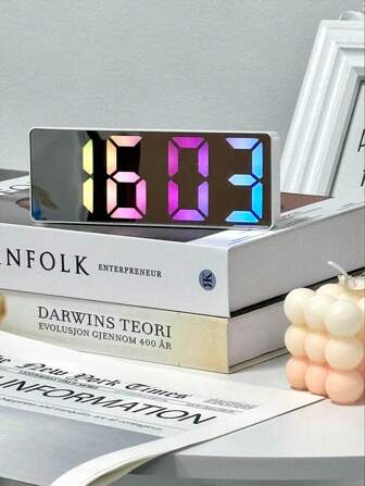 1pc Color Changing Digital Alarm Clock With Night Light, Bedside Table Decor With Colorful Font & Display, Battery/USB Powered, With Date, Temperature, Snooze Function, Adjustable Brightness, LED Dimming Mode, Suitable For Bedroom, Home, Dorm, Back To School, School Supplies