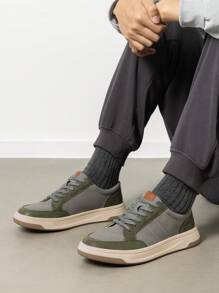 New 2025 Men's Modern Casual Fashion Dual-Color Outsole College Walking Sneakers - 綠色 - 查看 4