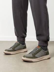 New 2025 Men's Modern Casual Fashion Dual-Color Outsole College Walking Sneakers - 綠色 - 查看 2