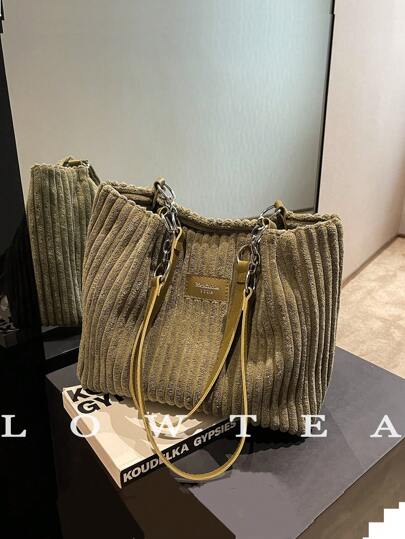 時尚大容量簡約純色毛絨肩托包,適合學校、旅行、購物、約會、作為女性的送禮品,包括返校禮、教師禮物、感謝禮物、讚賞禮物、帶有個人化字母的禮品袋,可重複使用,適合教師收藏、假期購物袋等場合,是媽媽、伴娘等女性群體的理想禮物